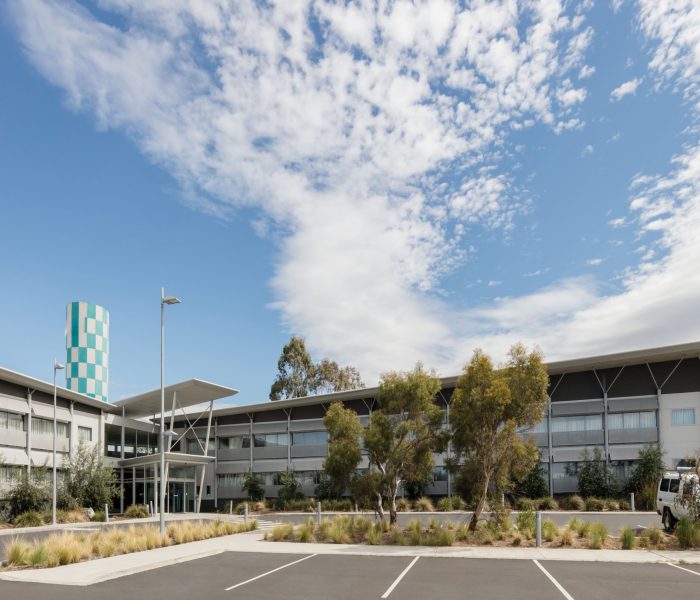 travelodge-hotel-hobart-airport-exterior-01-2018